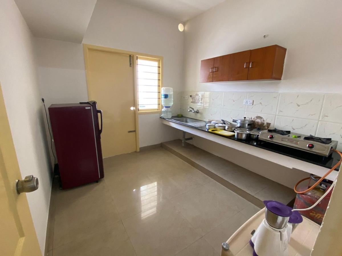 Thulasirams Service Apartments Coimbatore Extérieur photo