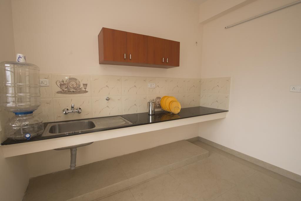 Thulasirams Service Apartments Coimbatore Extérieur photo